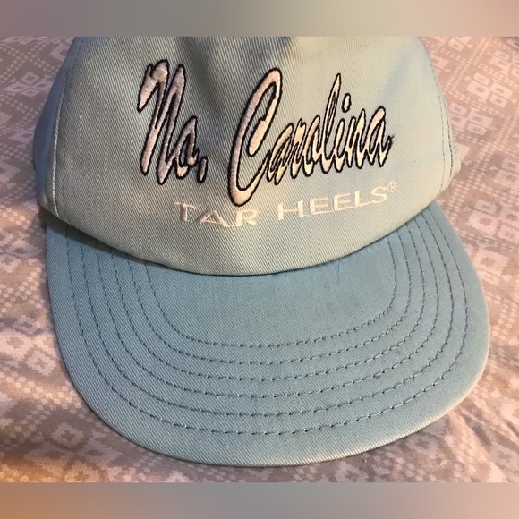 No. Carolina Tar Heels Rare Vtg Blue Snap Back Trucker Hat USA